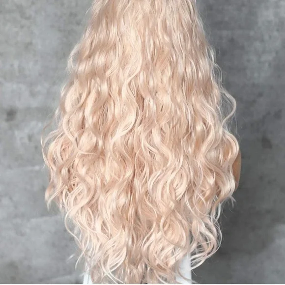 ✨24” ROSE GOLD BEACH WAVY LACE FRONT WIG💫NWT*